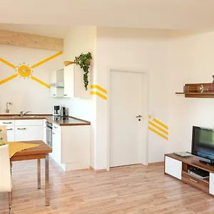  Apartment Haus Lindenfeld